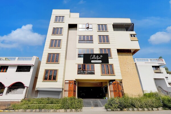 Collection O Vellore Near Cmc Hospital - Vellore