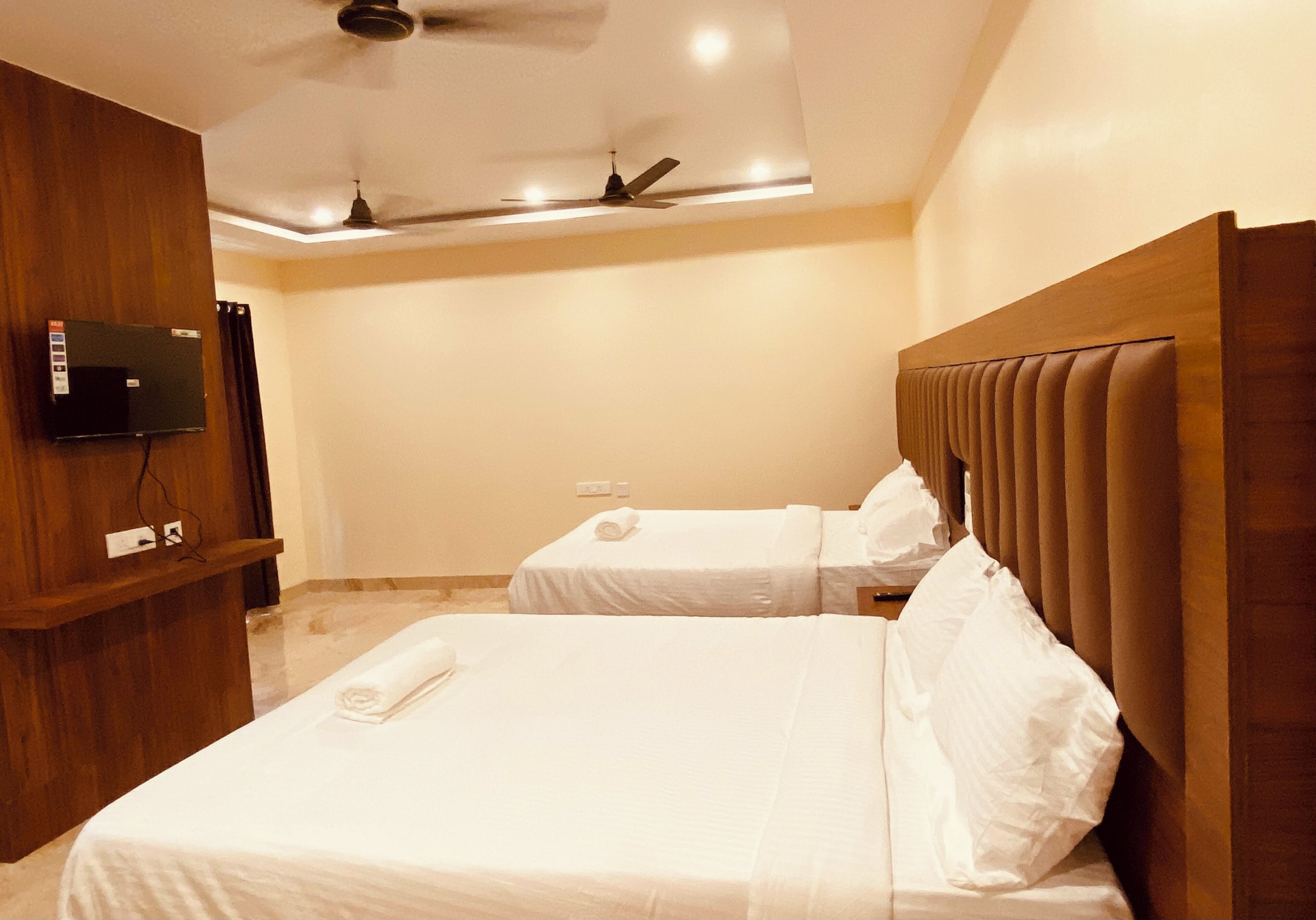 Luxury Studio Suite, Mountain View | Free WiFi