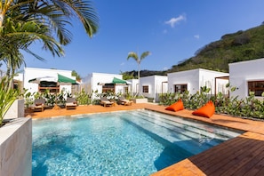 Outdoor pool - Alcazaba Resort Lombok (Kuta)