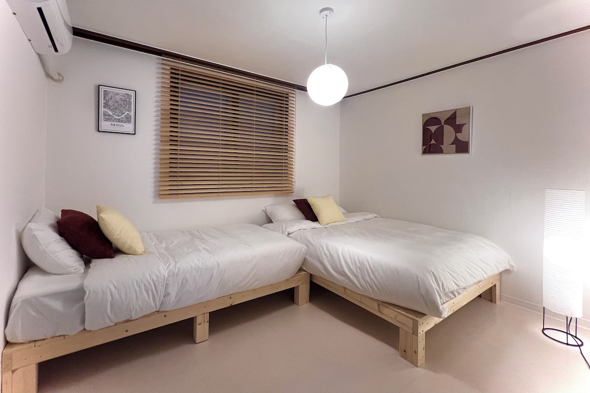 Basic Triple Room