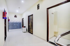 Interior - Super Collection O Nagwa Lanka Varanasi (Varanasi)