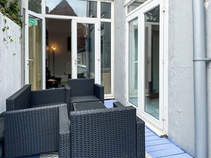 Exterior | White House by the Sea, Withernsea - White House by the Sea (Withernsea)