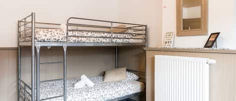 Desk, iron/ironing board, travel cot, WiFi