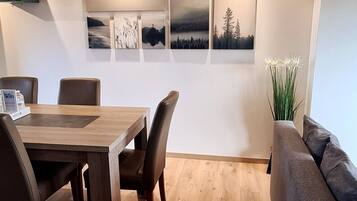 Dineren