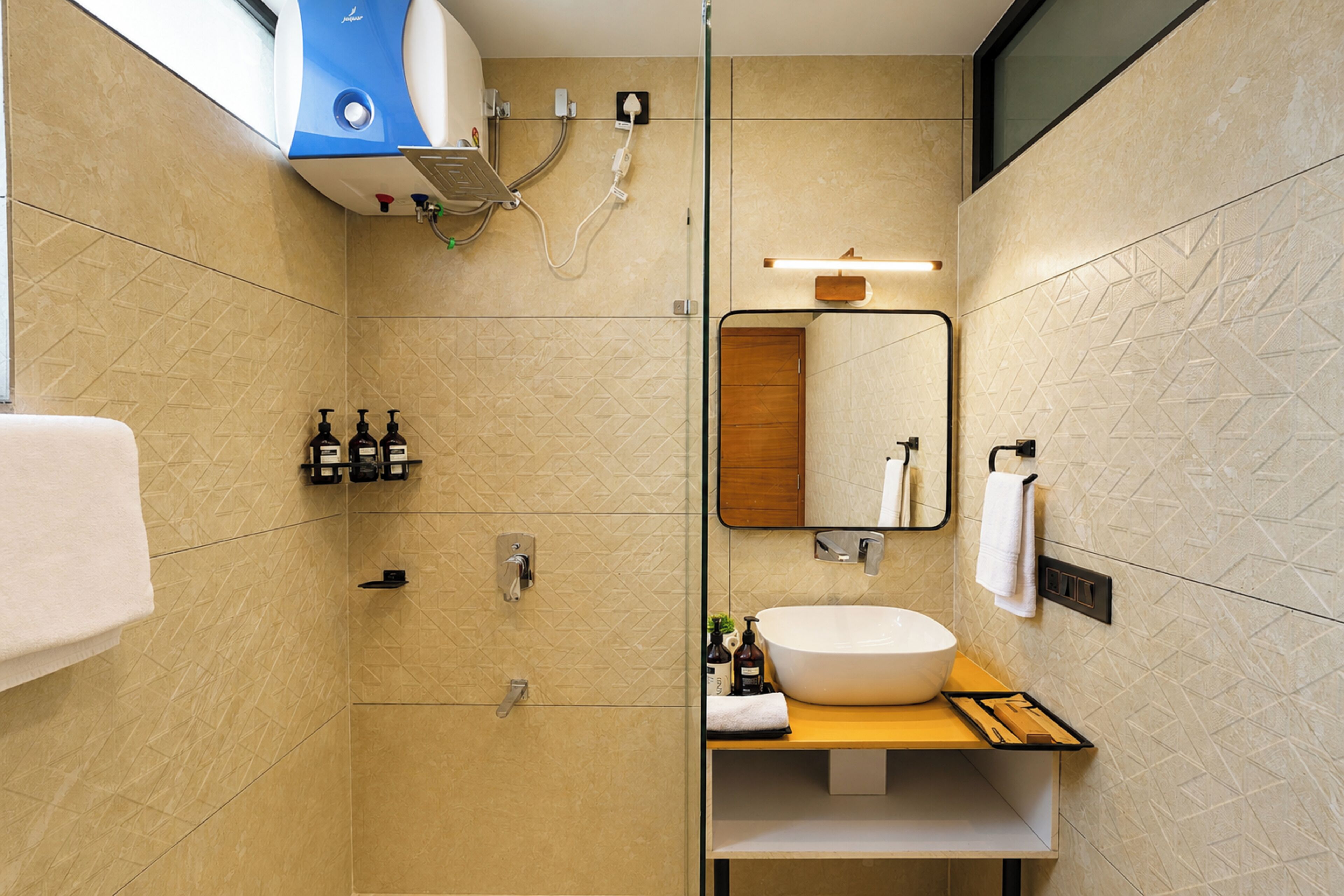 Deluxe Villa | Bathroom