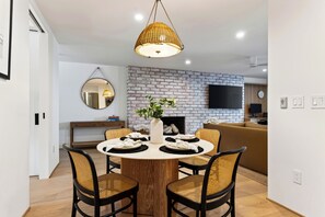 Dining - Ocean-View Balcony + Shared Pool & Spa | Carbon Beach | Carbon & Coast (Malibu)