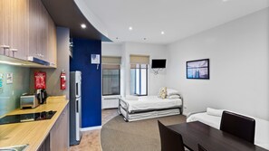 Room - Serenity Studio at The Waves (Cowes)