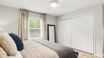 2 bedrooms