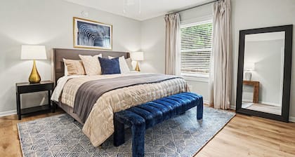 2B/2BA Near ND | Private Balcony | Walk to Campus