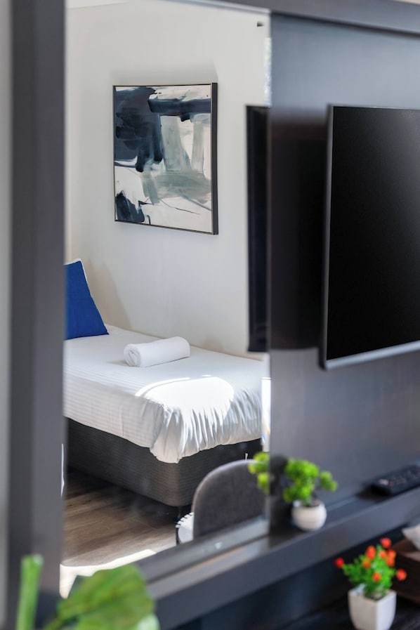 1 bedroom, Internet, bed sheets