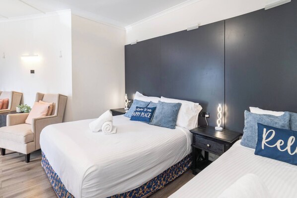 Room - Deluxe Family Room - Sleeps 5 (Greenacre)
