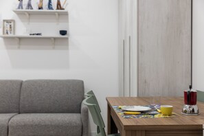 Dining - Vrbo Property (Catania)