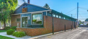 My Story - Walkable Dtwn Tiffin Apt with character