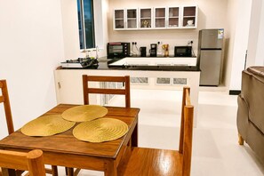 Dining - Uroa Beachfront Apt Direct Sand (Zanzibar, Uroa)