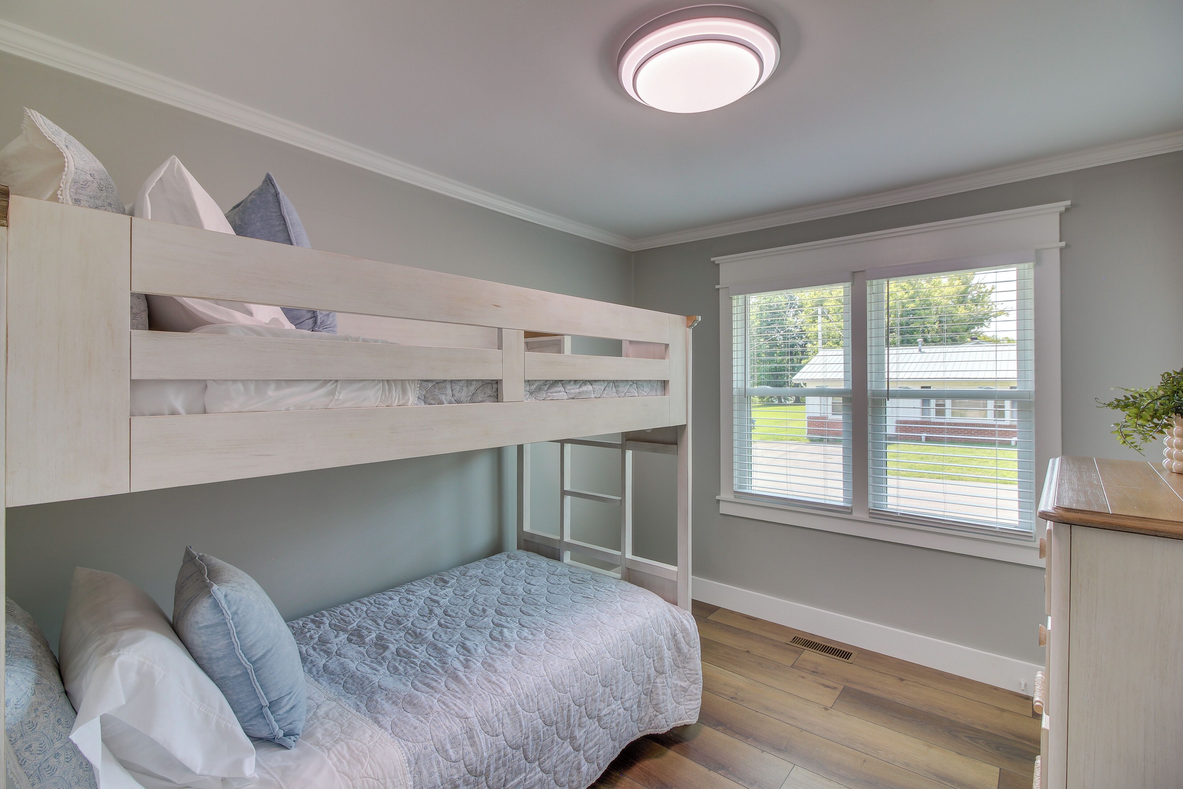 3 Schlafzimmer, Bügeleisen/Bügelbrett, Reisekinderbett, Internetzugang