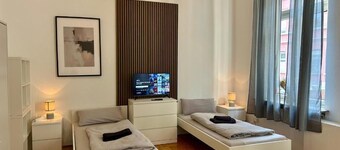 New Villa Apartment, Sleeps 6, Balcony, Ideal for Football Teams Schalke 04!