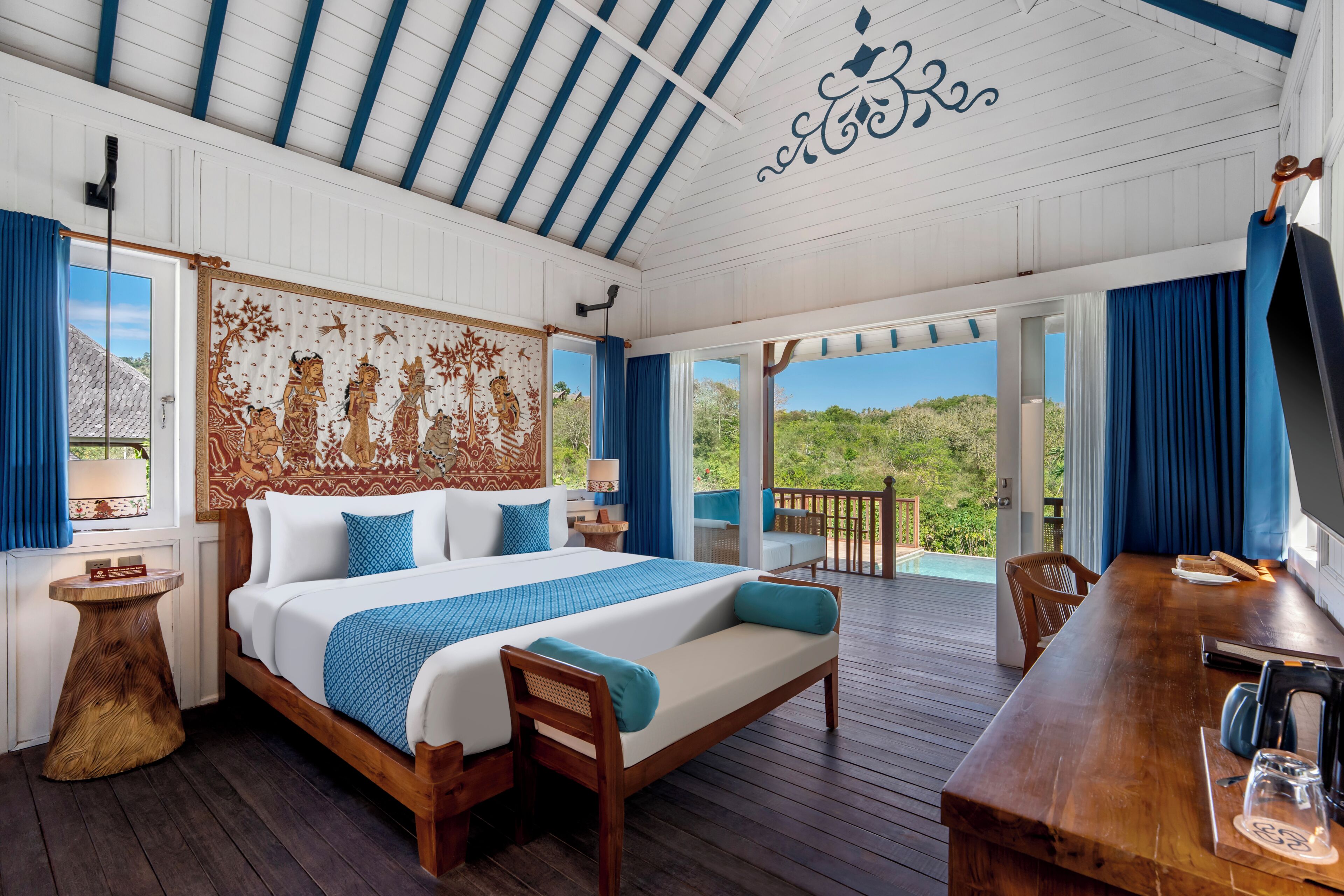 One Bedroom Villa with Private Pool | In-room safe, desk, free WiFi, bed sheets