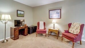 Unclassified image, 3 of 28, button - Adventure Base in Andrews: Cozy Family Apt (Andrews)