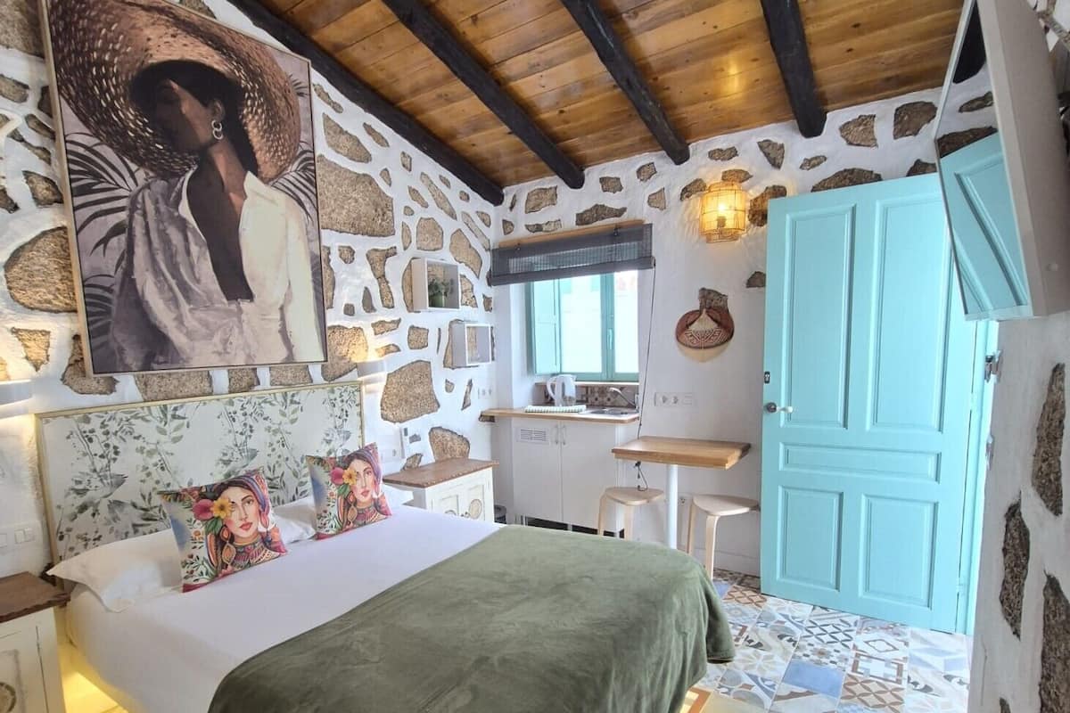 Quarto | Cofres nos quartos, ferros/tábuas de passar roupa, Wi-Fi de cortesia