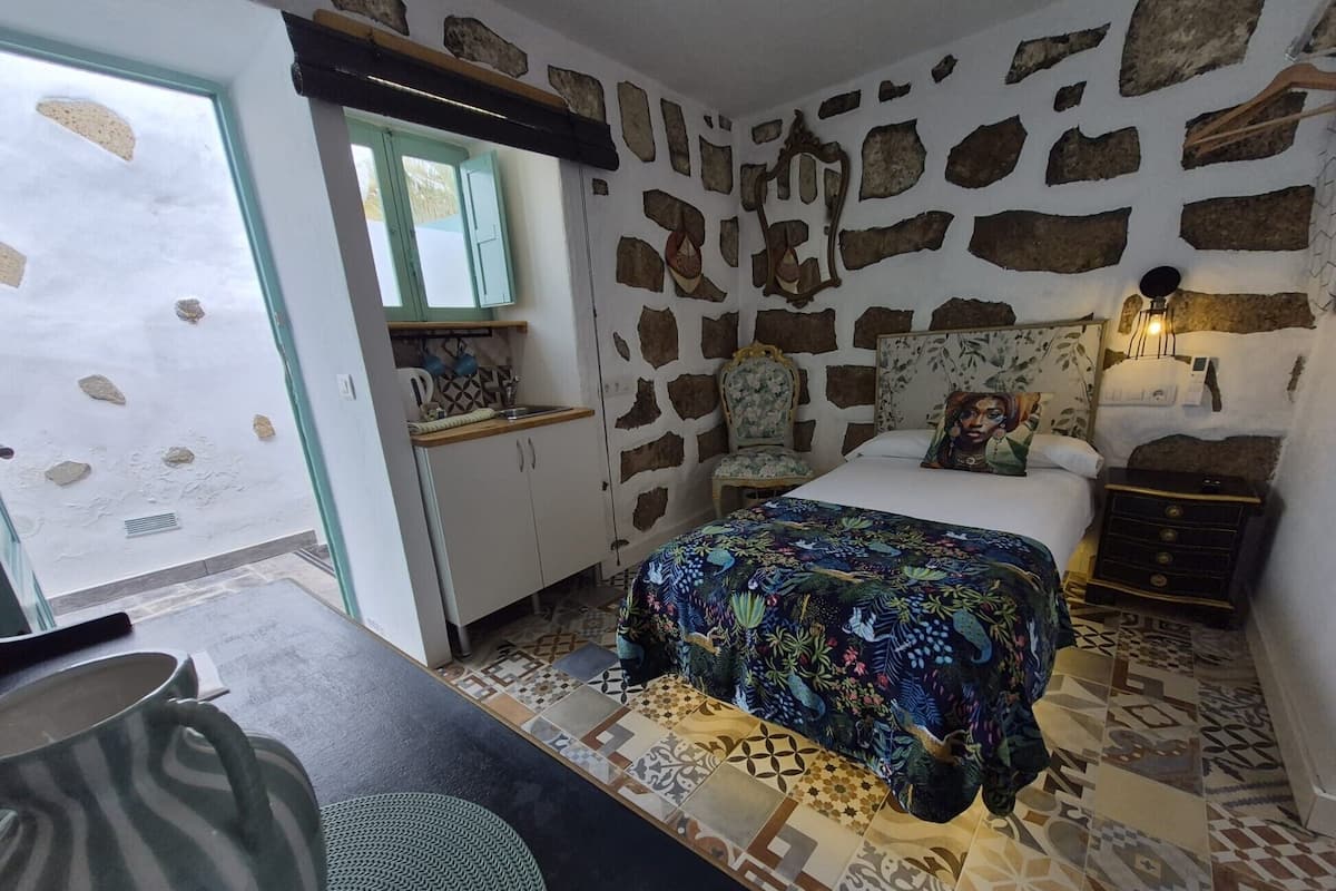 Quarto solteiro | Cofres nos quartos, ferros/tábuas de passar roupa, Wi-Fi de cortesia
