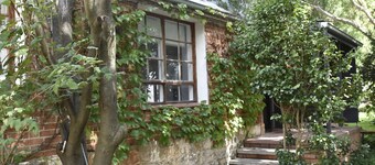 Apartment at the Historic Braidwood Hotel