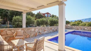 Unclassified image, 2 of 25, button - Gorgeous home in Basina (Basina)