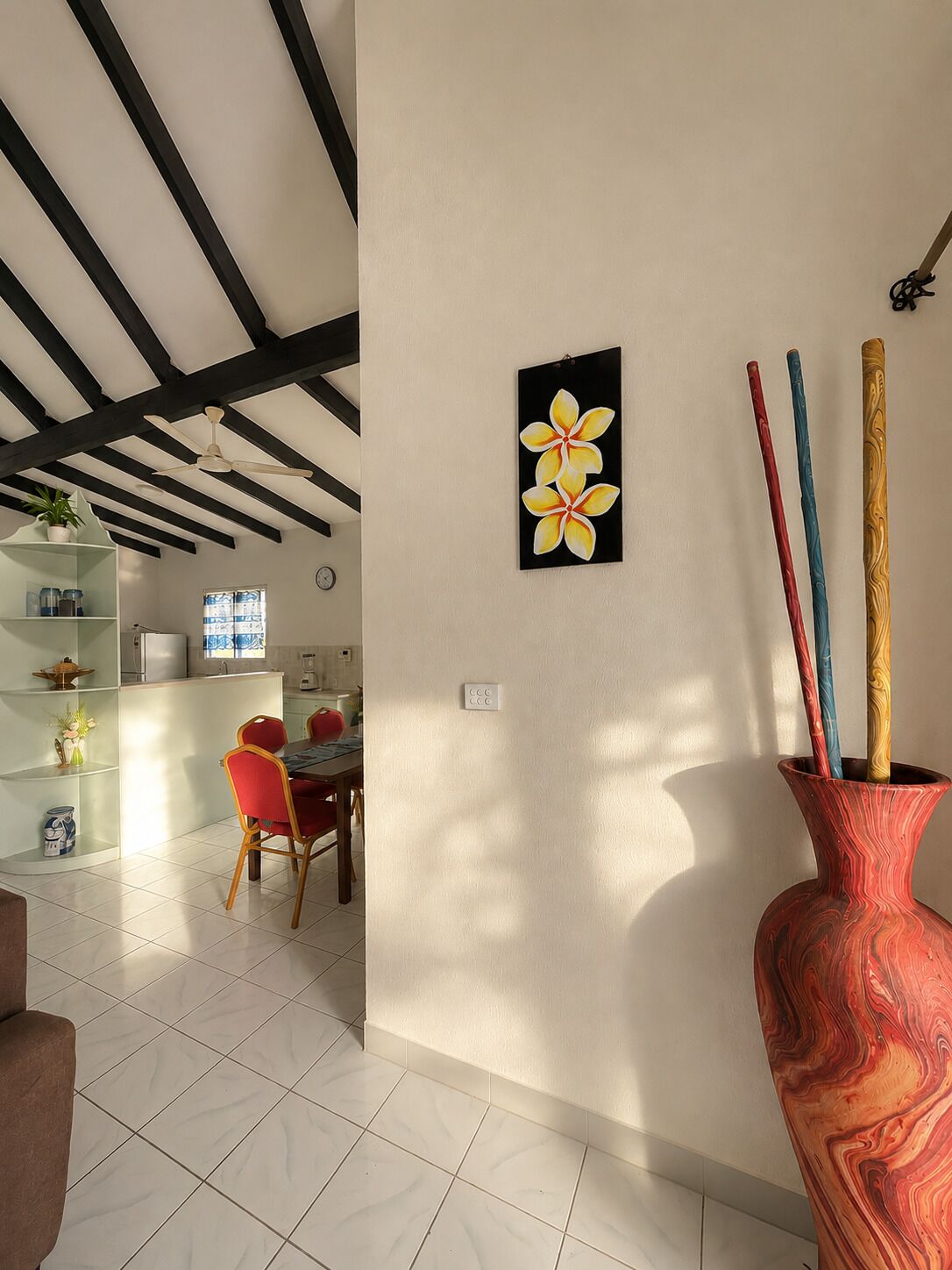 Economy Quadruple Room, Smoking, Courtyard View | Bahagian dalam