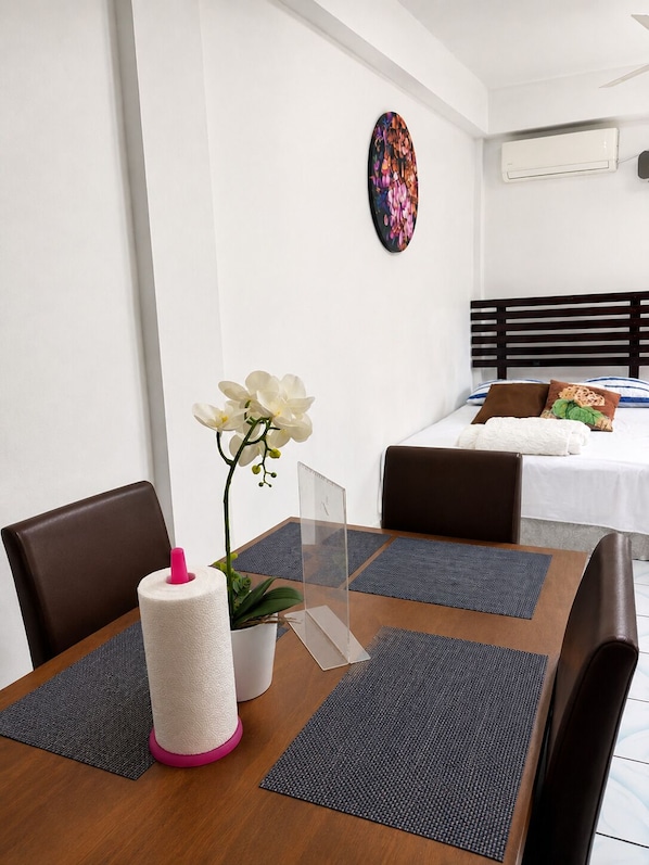 Economy Quadruple Room, Smoking, Courtyard View