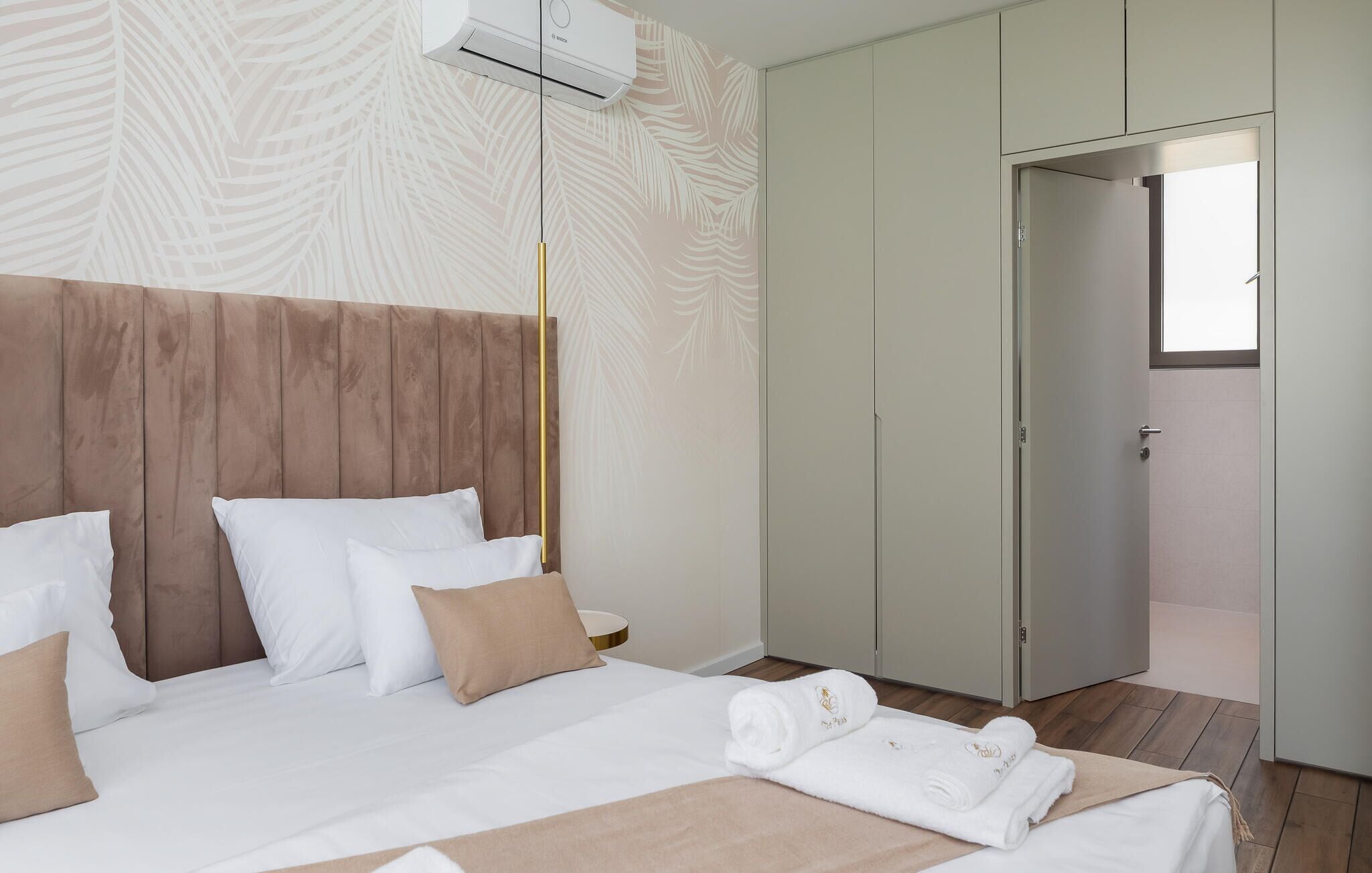 2 habitaciones y caja de seguridad en la habitación 