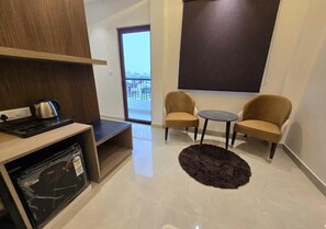 Deluxe Double Room, Balcony, City View | Interior - HOTEL AYUSHMAN (VARANASI)