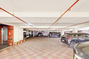 Property grounds - OYO Collection O Dabagardens Near RK (Visakhapatnam)