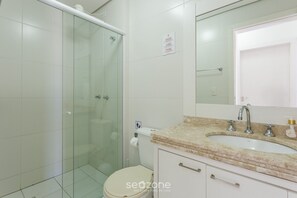 Bathroom - Penthouse With Sea View 240m From the Beach Cac025 (Florianópolis)