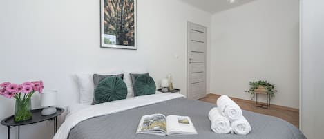 Classic Apartment, 2 Bedrooms, Courtyard View | Premium bedding, blackout curtains, soundproofing, iron/ironing board