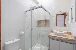 Basic Apartment | Bathroom - Apt in Condo w/ Pool 400m From the Beach Edt0018 (Porto Seguro)