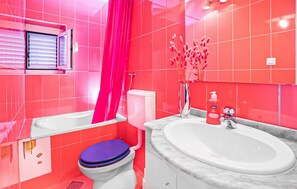 Unclassified image, 5 of 15, button - Amazing apartment in Seget Vranjica with WiFi (Seget Vranjica)