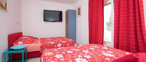 3 bedrooms, free WiFi