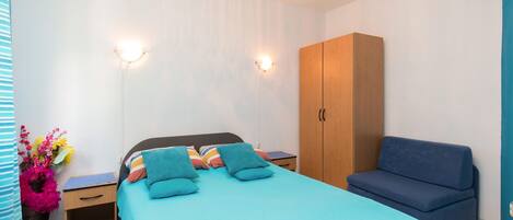 2 bedrooms, free WiFi