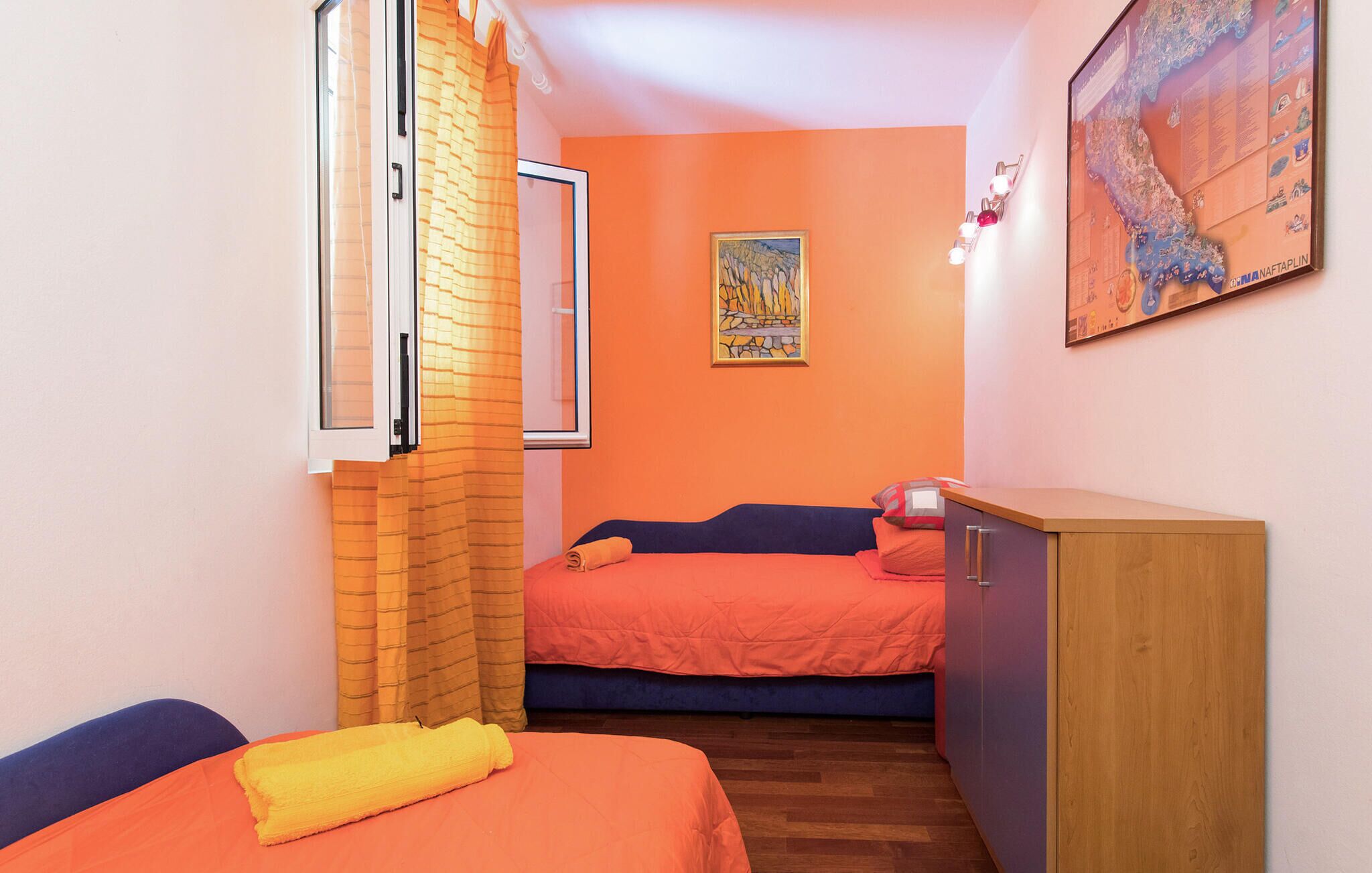 2 bedrooms, free WiFi