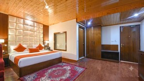 Deluxe Room, City View