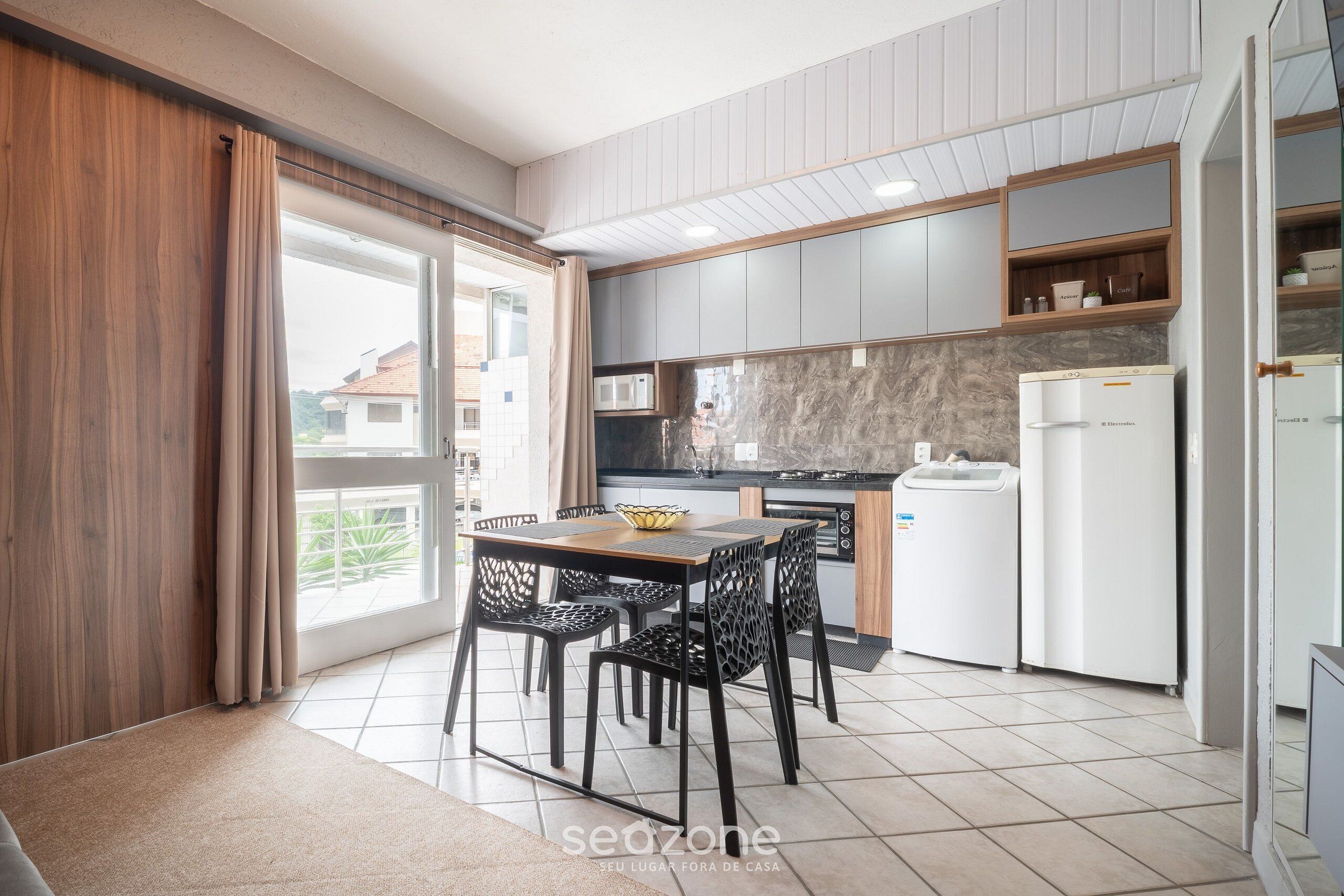 Basic Apartment | Private kitchen