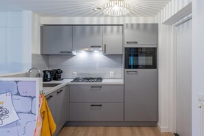Private kitchen - Villa in Hoogerheide with private terrace (Hoogerheide)