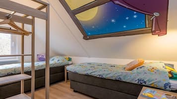 4 slaapkamers, reisbedje, gratis wifi