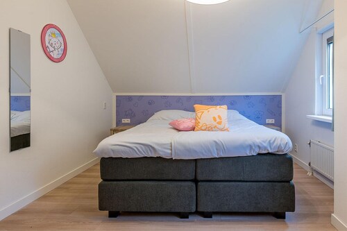 Villa in Hoogerheide with private terrace