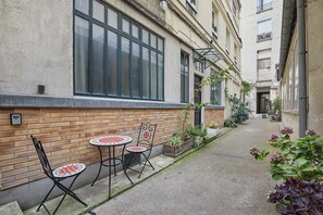 Outdoor dining - Apartement Center of Paris (Paris)