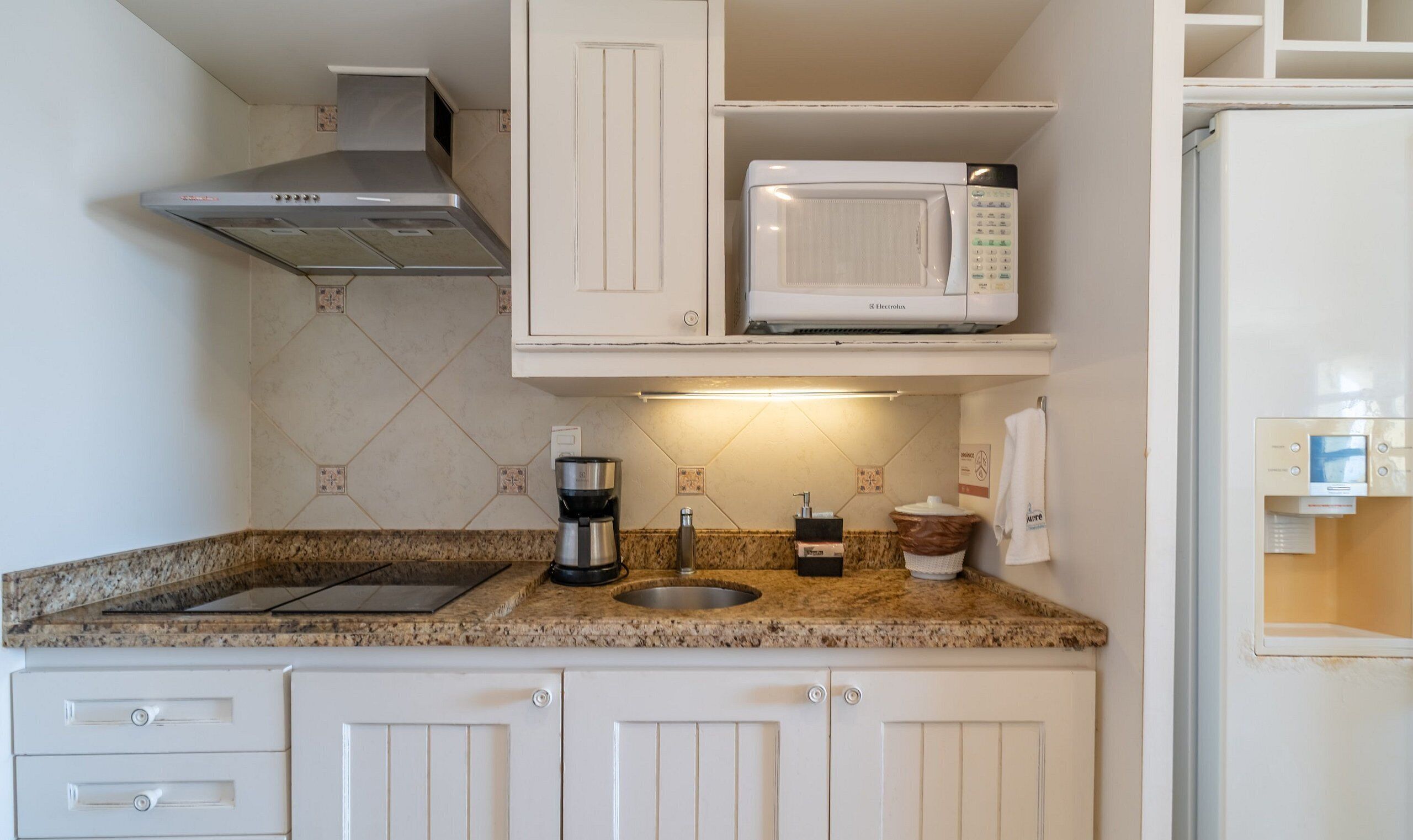 Basic Apartment | Private kitchen
