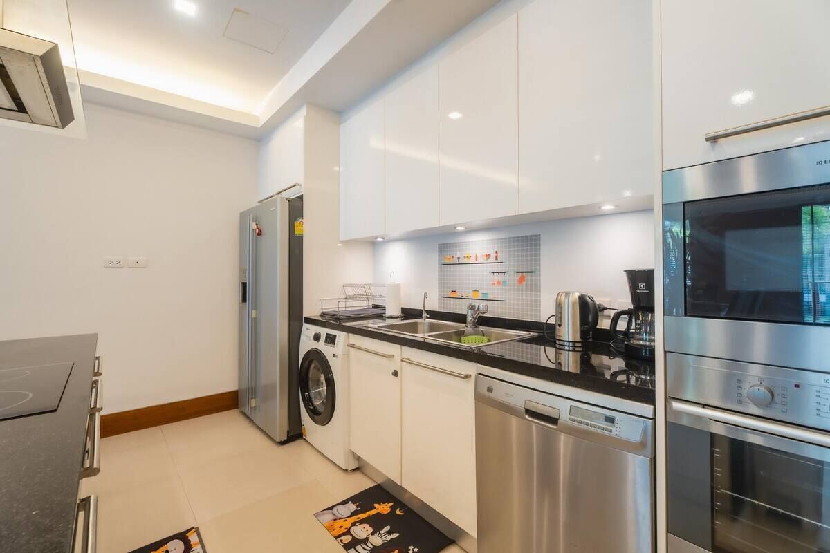 Comfort Apartment, Resort View | Private kitchen