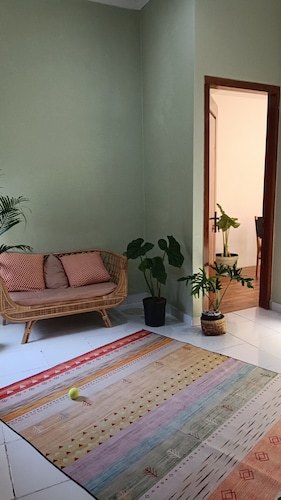 Charming 2-bedroom house with AC in beautiful Badung