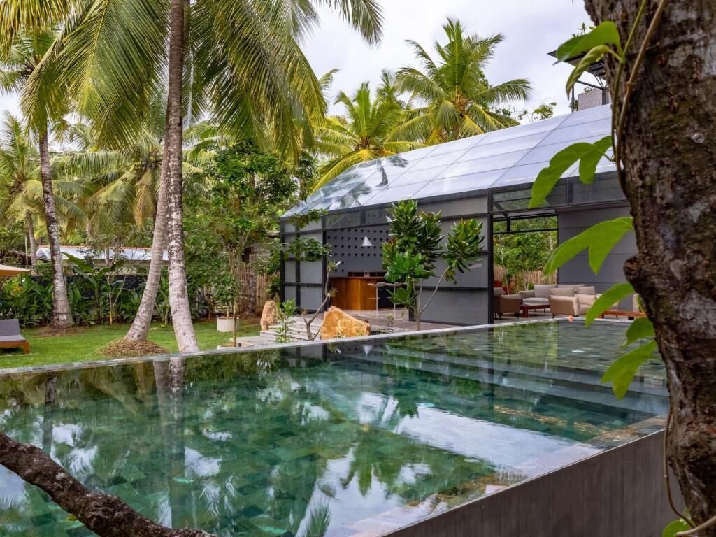 BlackRoots Unawatuna