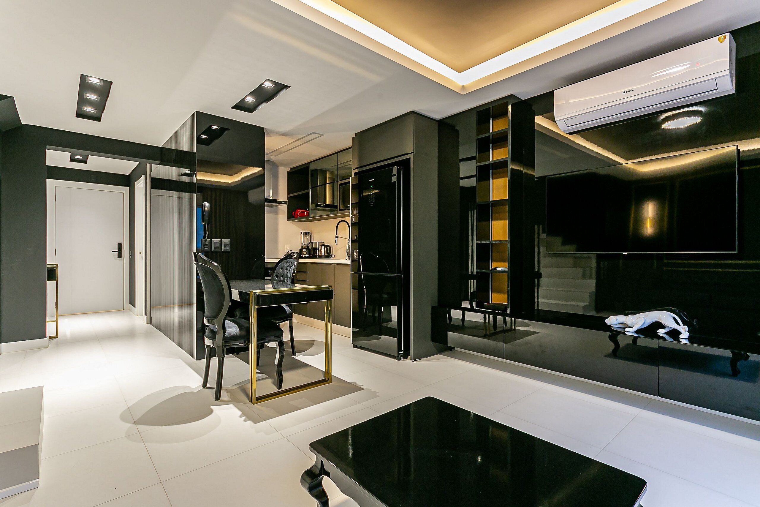 Basic Apartment | Interior