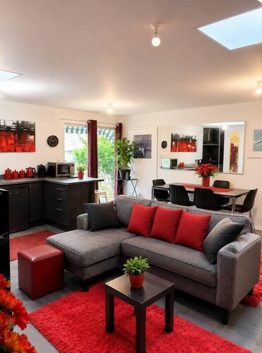 MOWA Art House Apartment